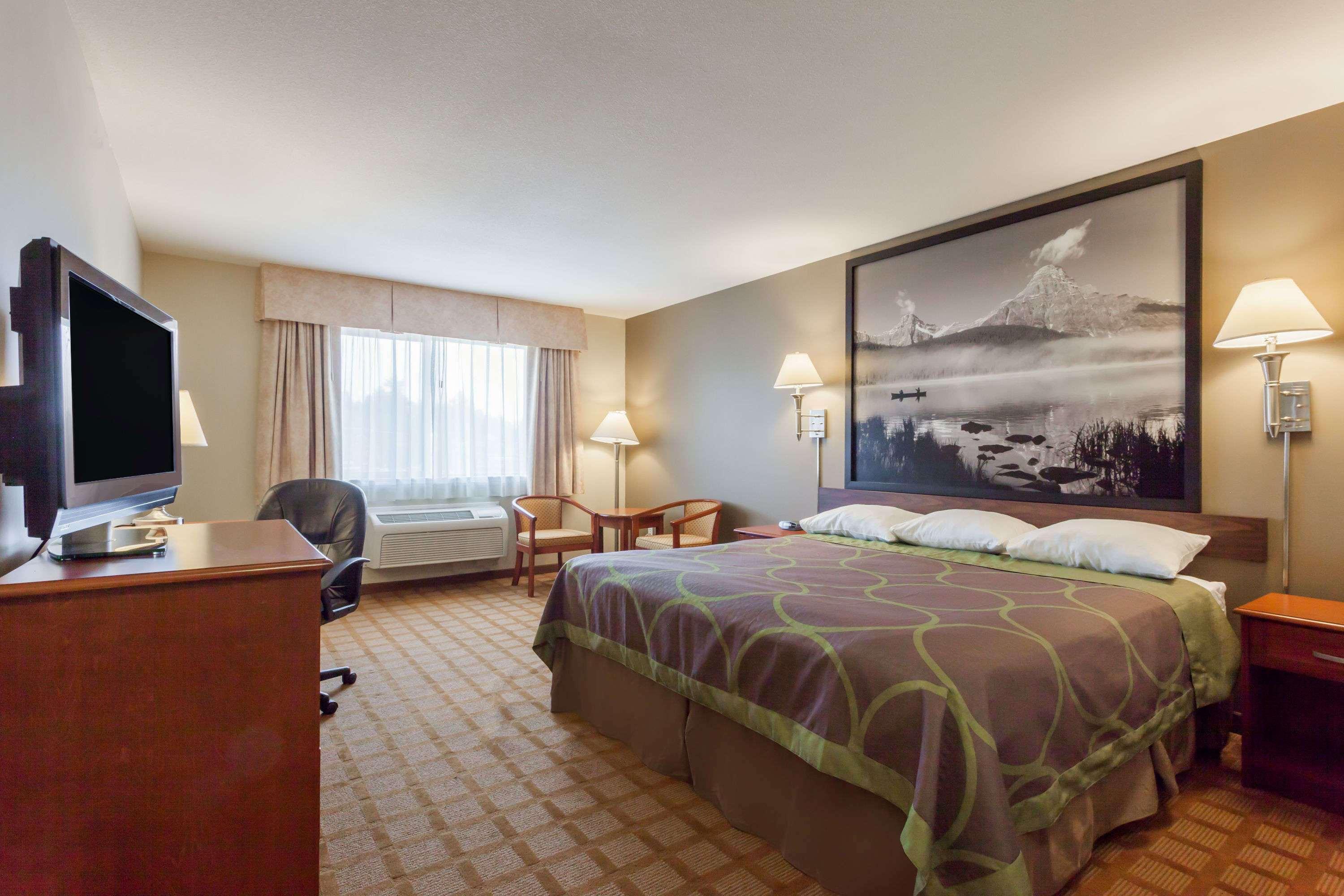 Super 8 By Wyndham Abbotsford Bc Hotel Bagian luar foto